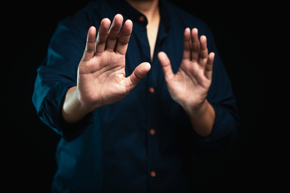 You are currently viewing Raise Your Hands, Lower Your Temper (Self-Defense Starts in the Head)